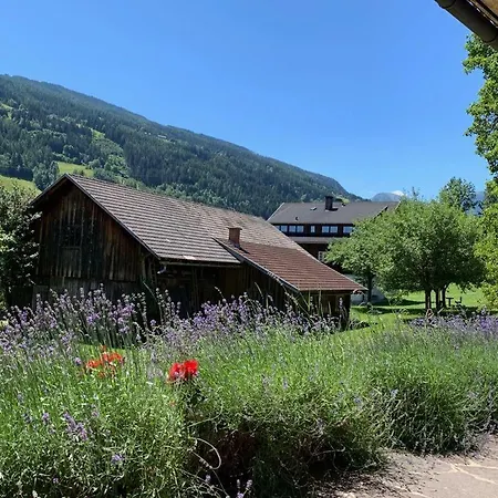 Bobbies Nest Vakantiehuis *